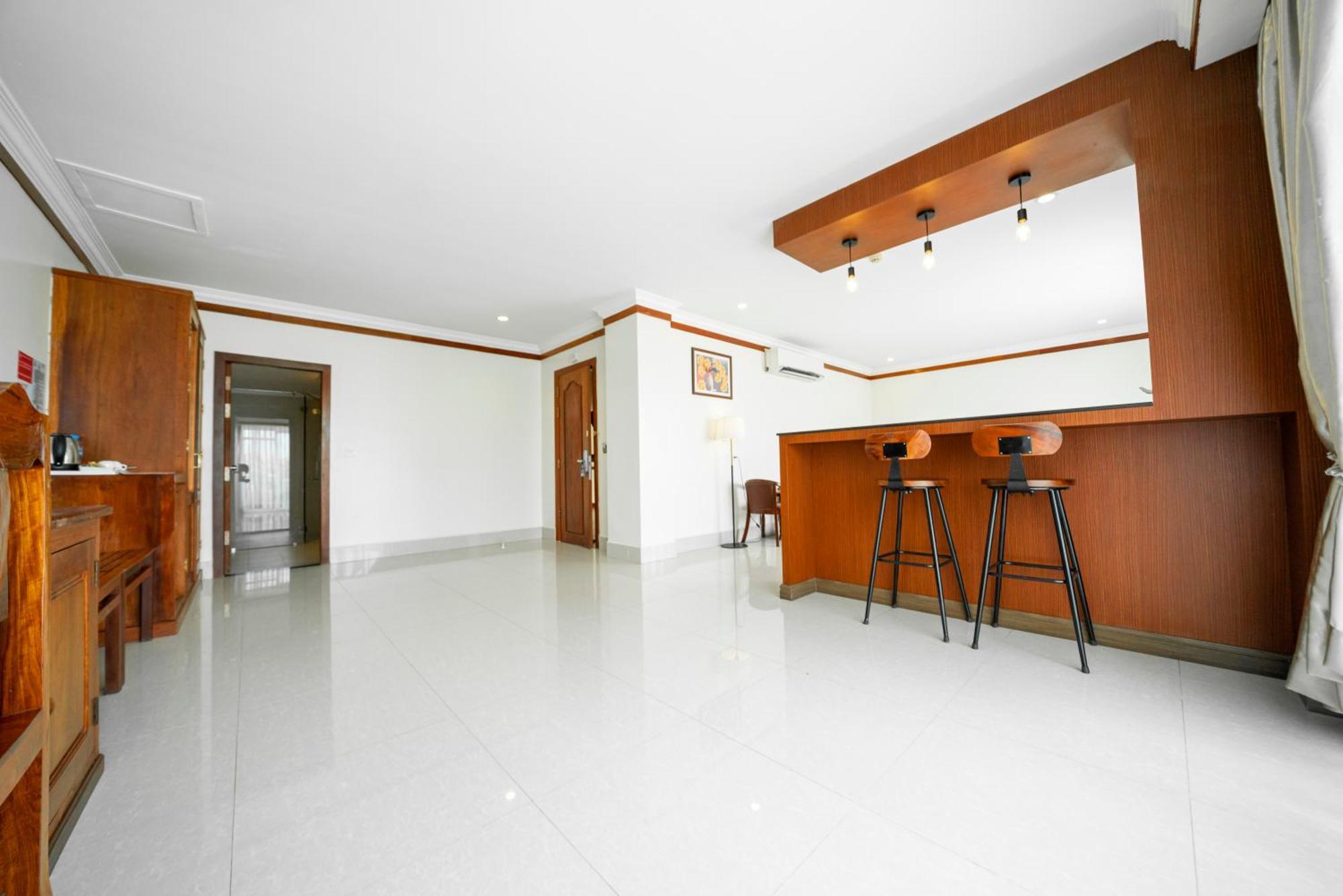 Pursat Riverside Hotel & Spa Экстерьер фото