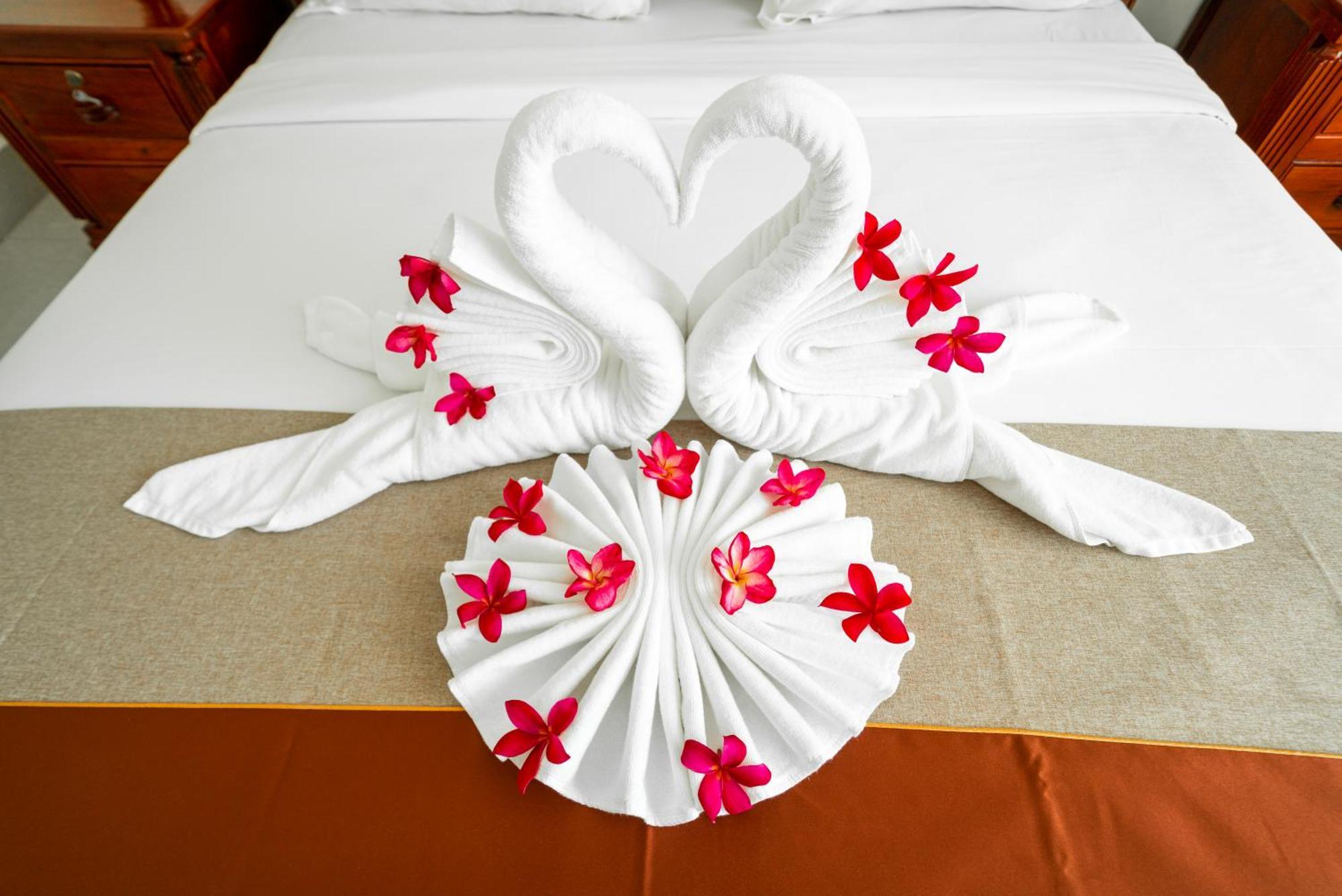 Pursat Riverside Hotel & Spa Экстерьер фото